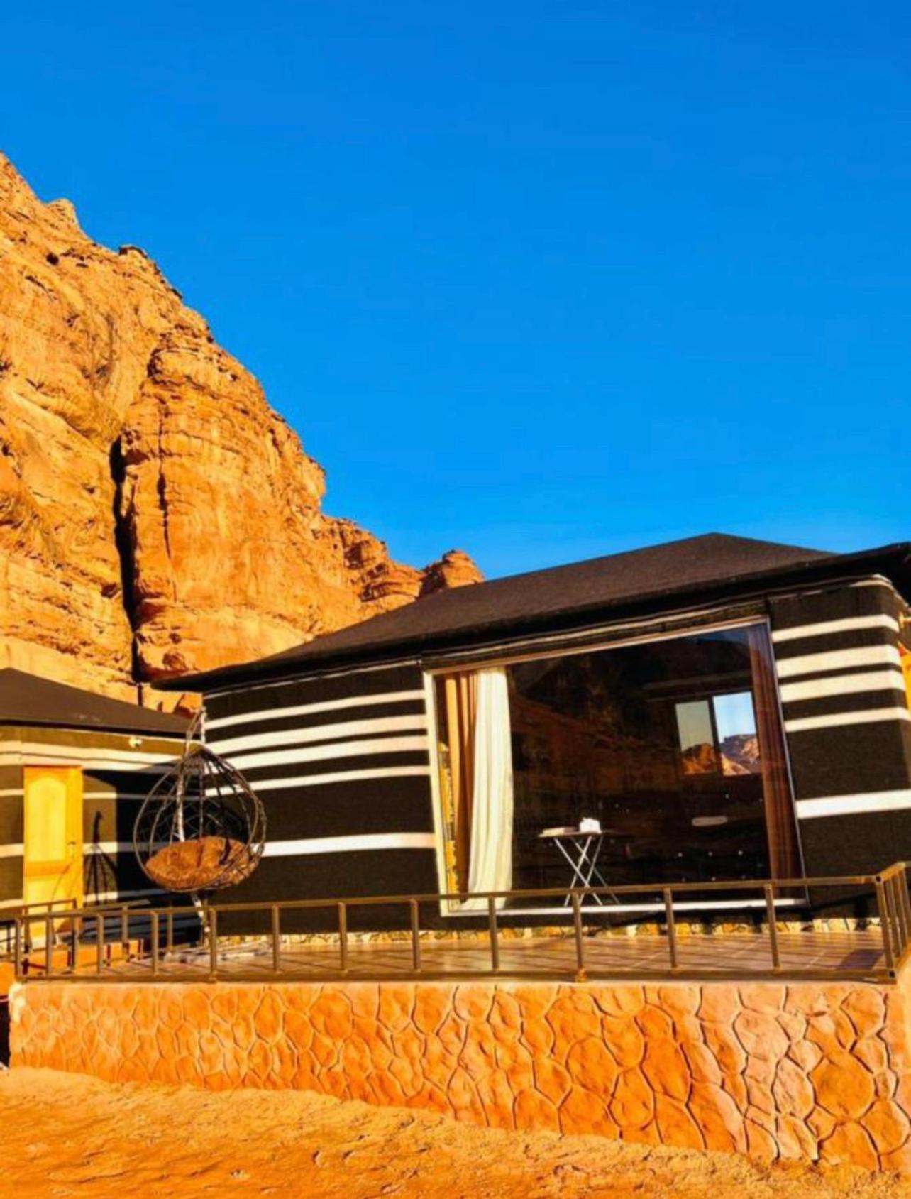 Rum Mountain Luxury Camp Aparthotel Wadi Rum Exterior foto